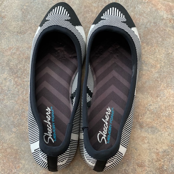 Slip on - Picture 2 of 3